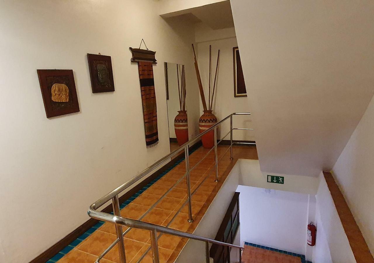 Patong Karlssons Hotel Bagian luar foto