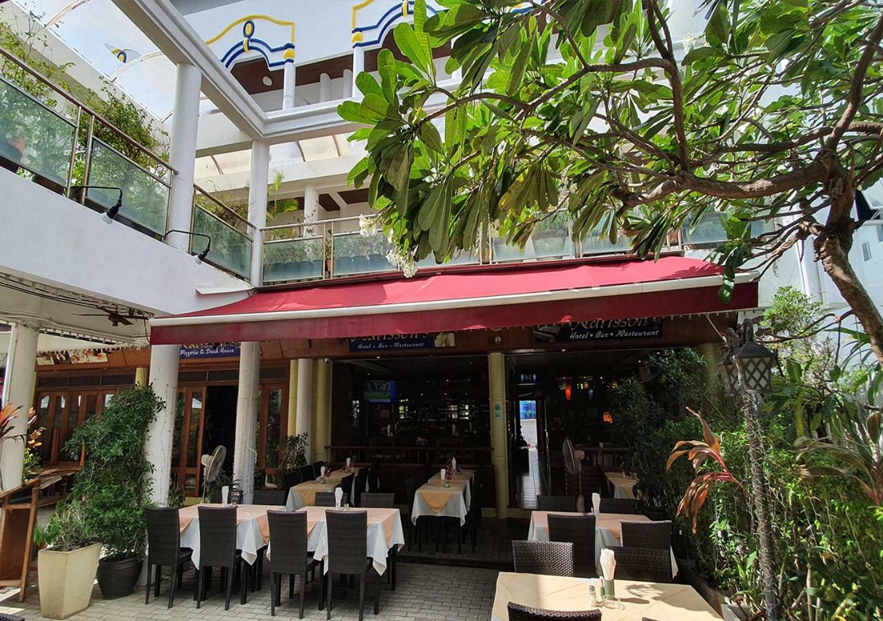 Patong Karlssons Hotel Bagian luar foto